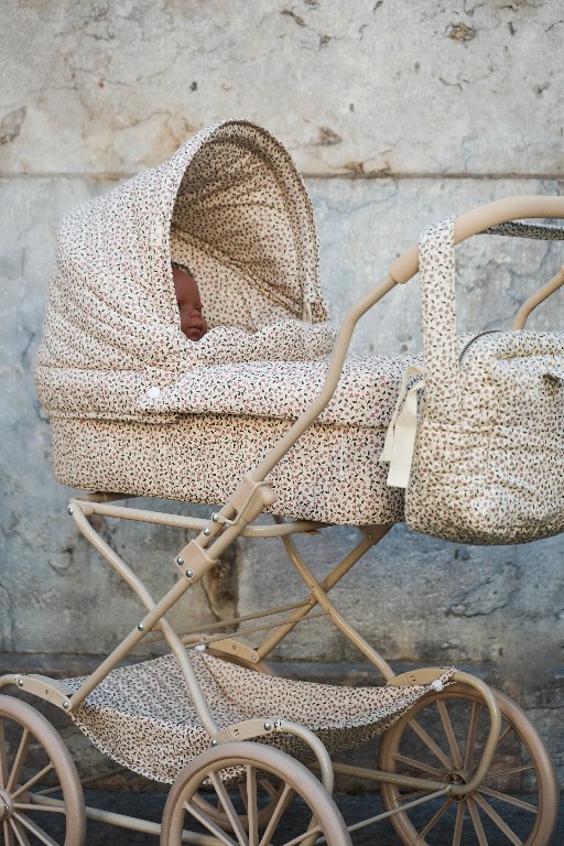 Konges Sløjd Doll Pram