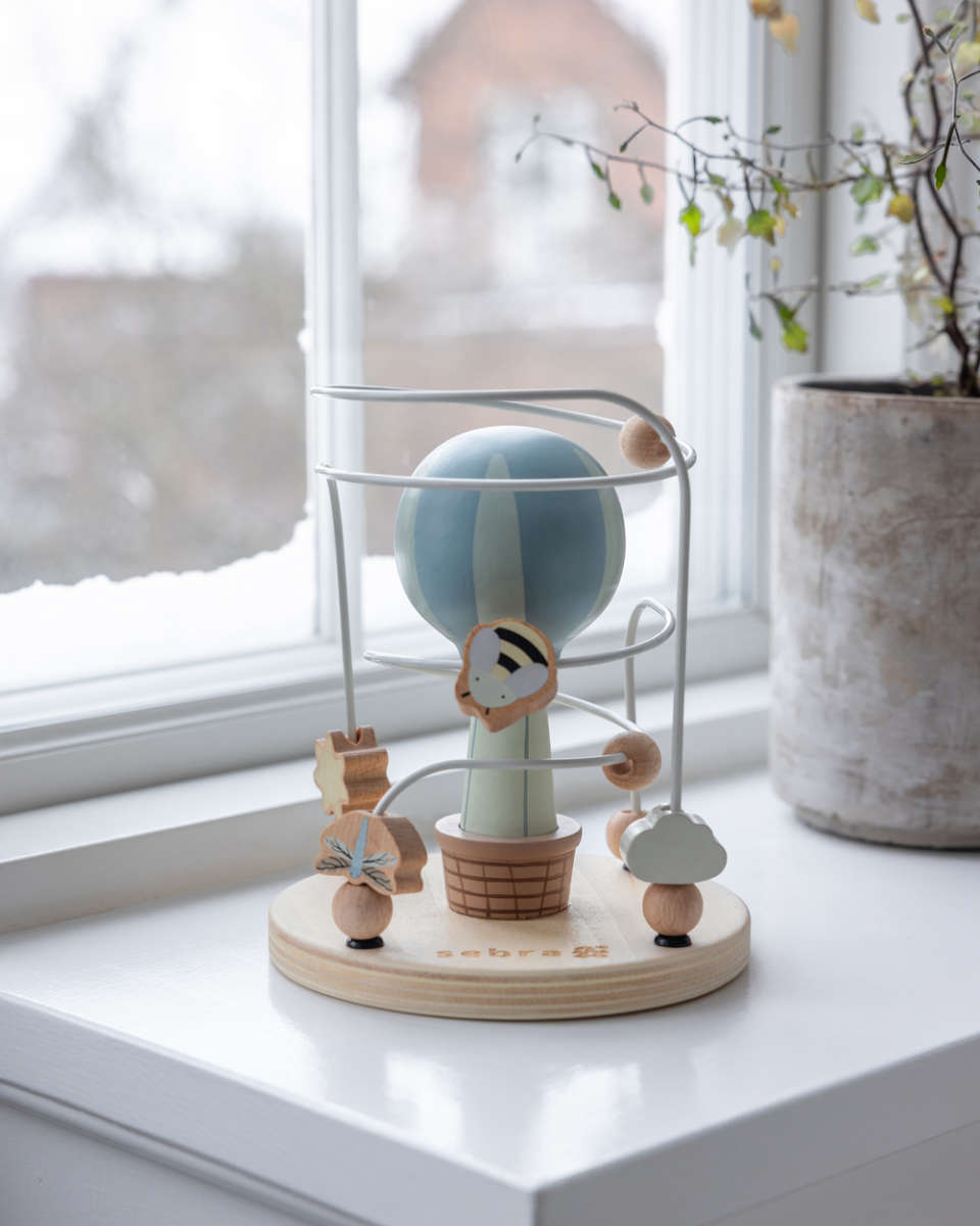 Sebra Wooden Balloon Activity Toy