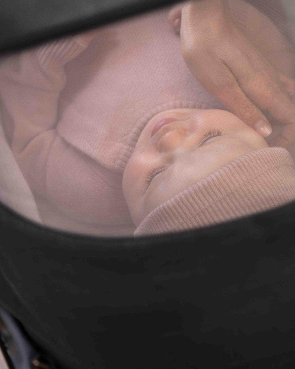 Nuna TRIV LX All in One Set mit Nuna ARRA Flex i-Size Babyschale