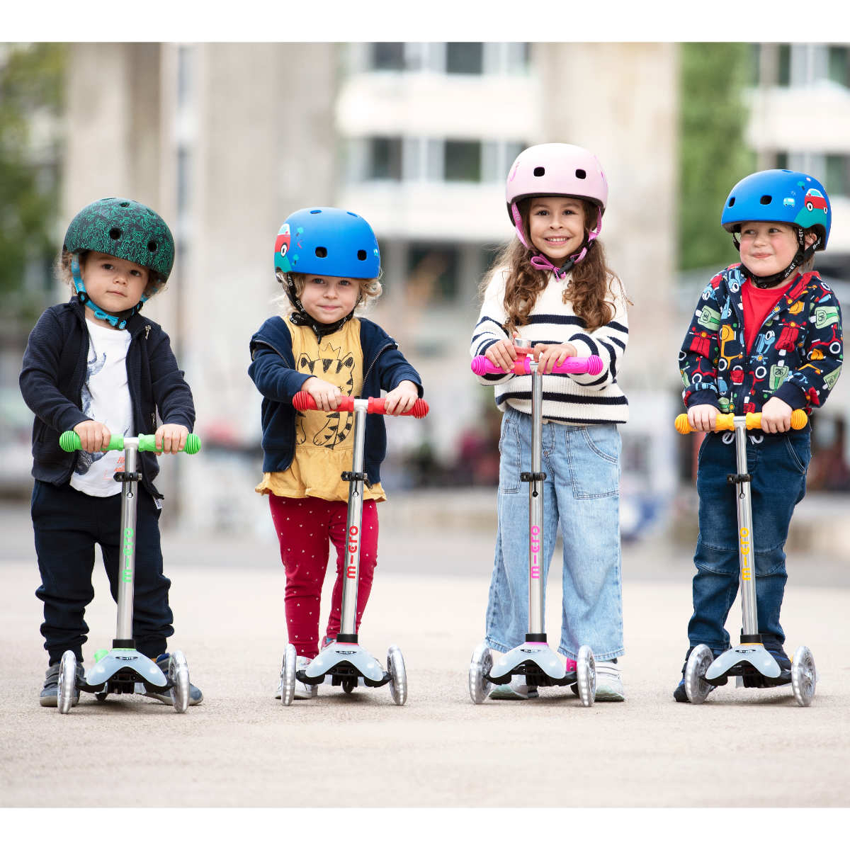 Mini Micro Deluxe FLUX Scooter with LED Wheels