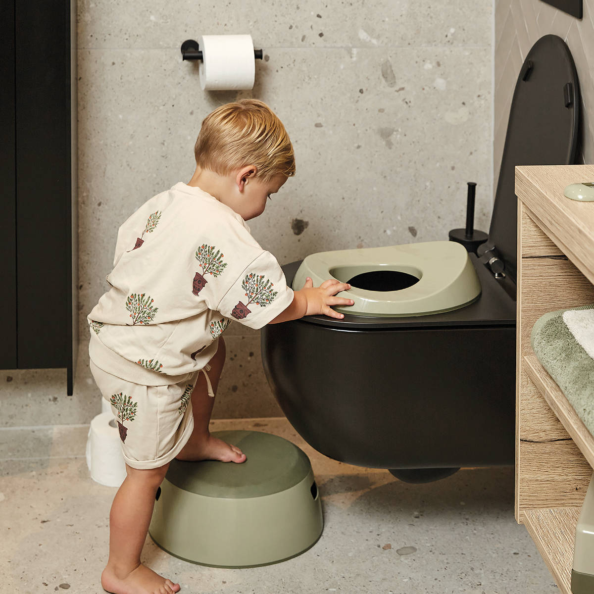 Luma Stool