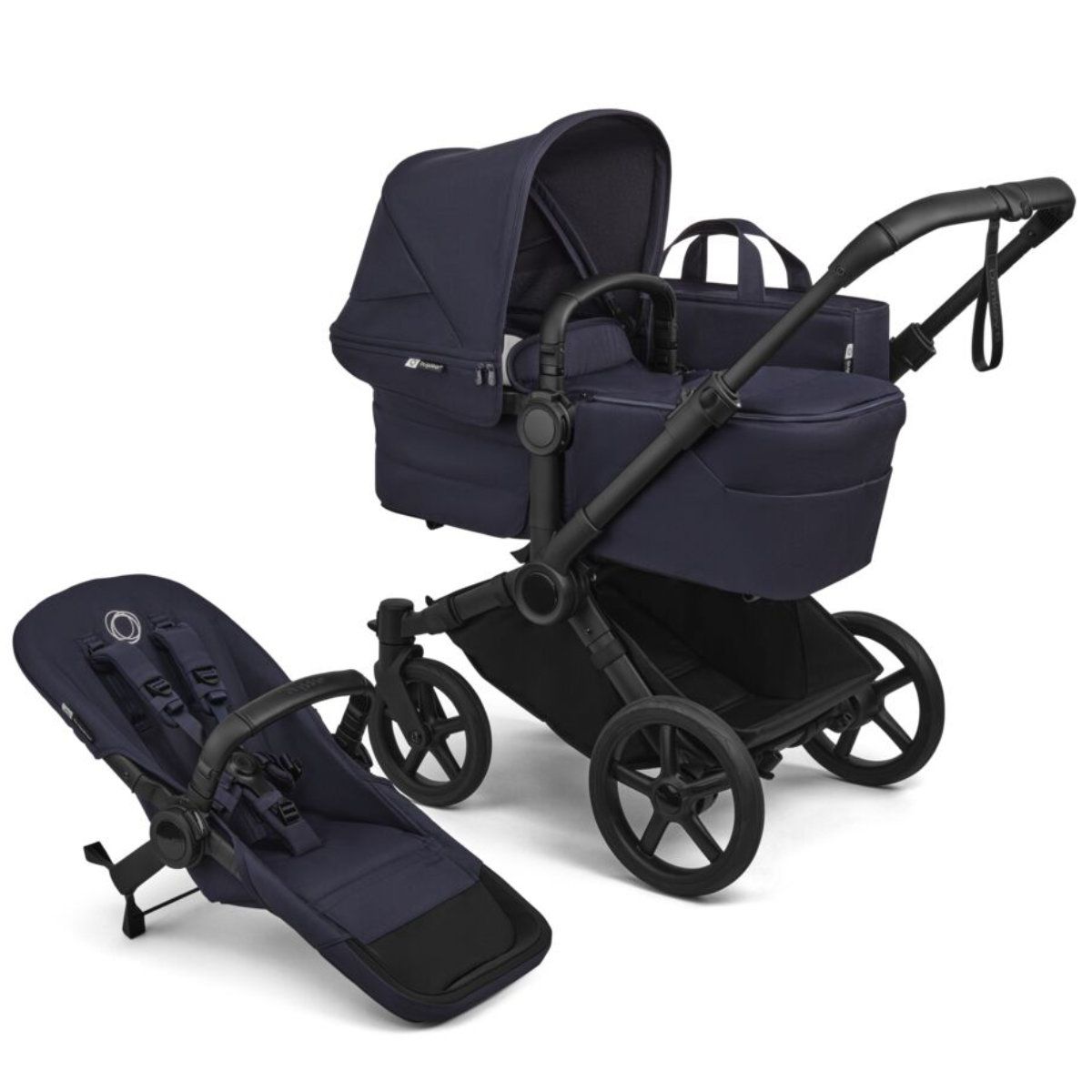 Bugaboo Donkey 6 Kinderwagen in Dunkelblau - schräge Ansicht