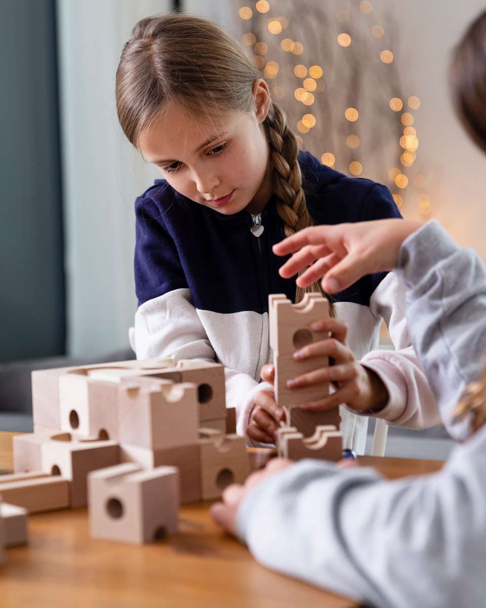CUBORO STANDARD 32 Marble Run – 32 Piece Starter Set in Swiss Beech Wood