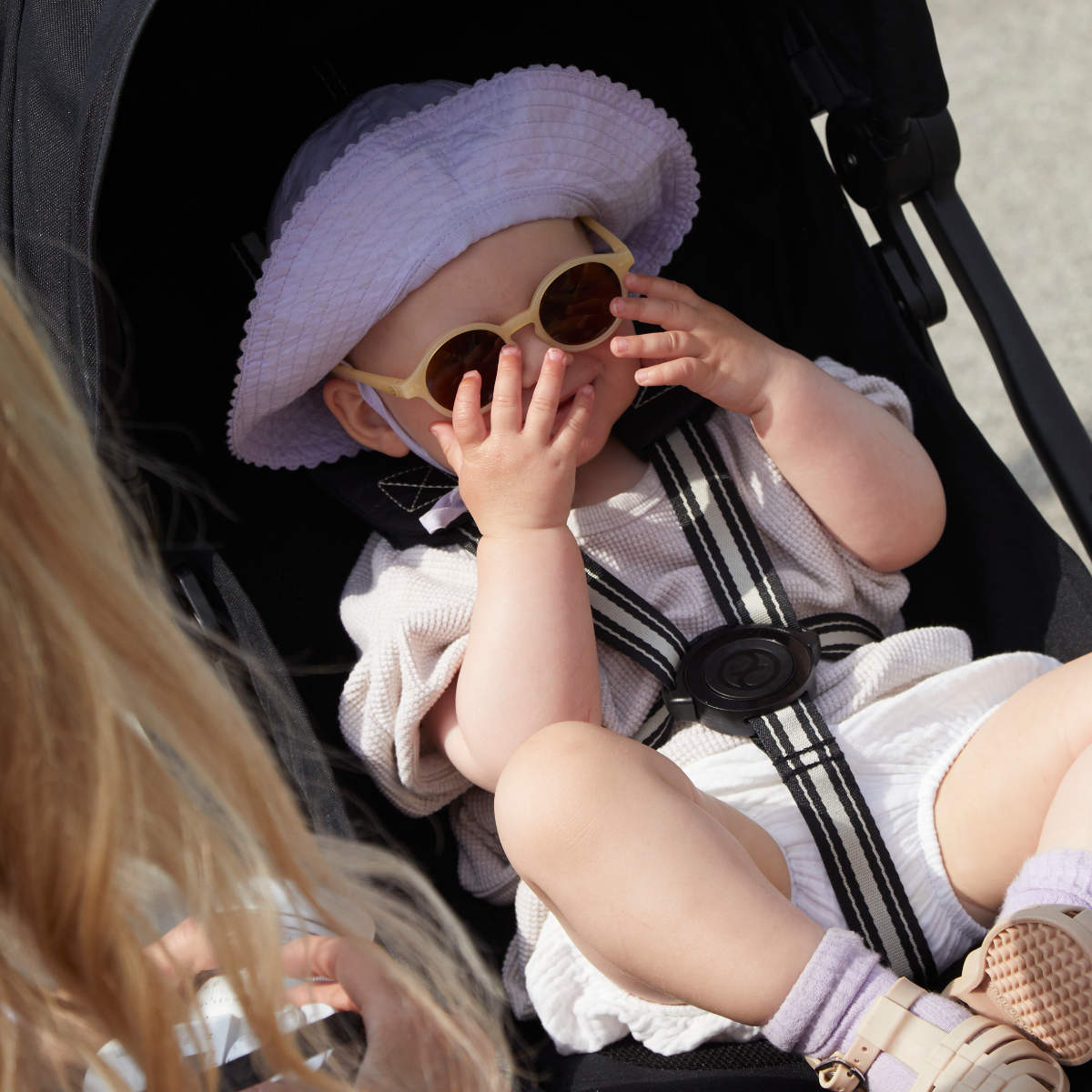 Cybex Libelle Buggy, One-Handed Strap Adjustment