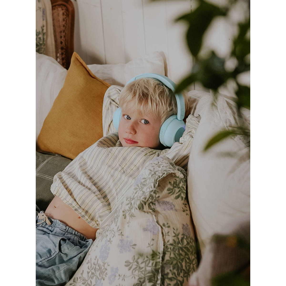 Lalarma Bluetooth Headphones with Lights