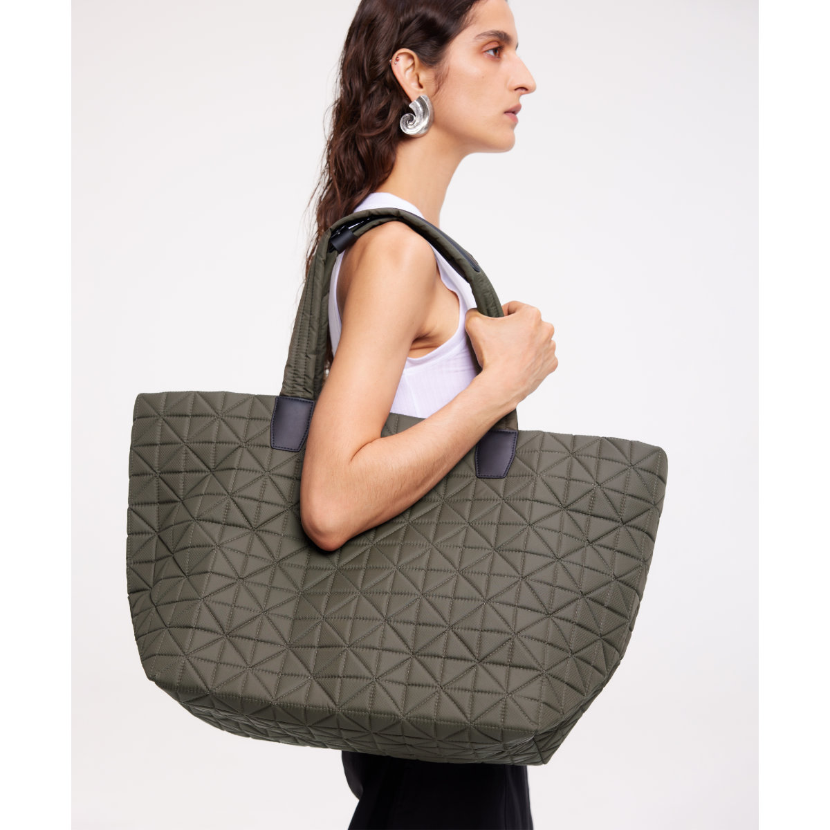 VeeCollective Vee Weekender Bag Olive