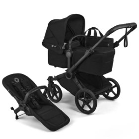 Kinderwagen Bugaboo Fox in Schwarz - schräge Ansicht