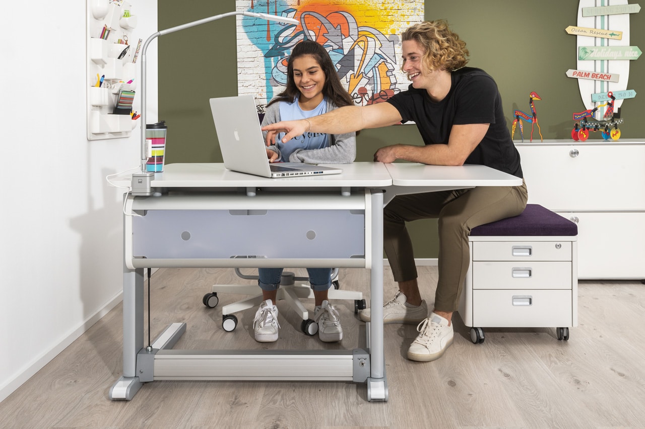 Moll Champion Compact Express Children Desk