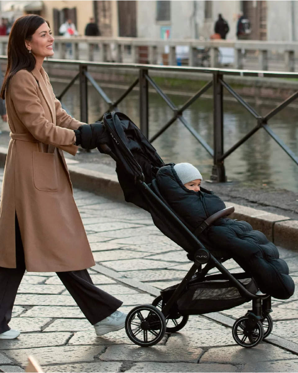 Nuna Stroller Winter Accessories in Merino Wool (Footmuff & Gloves)