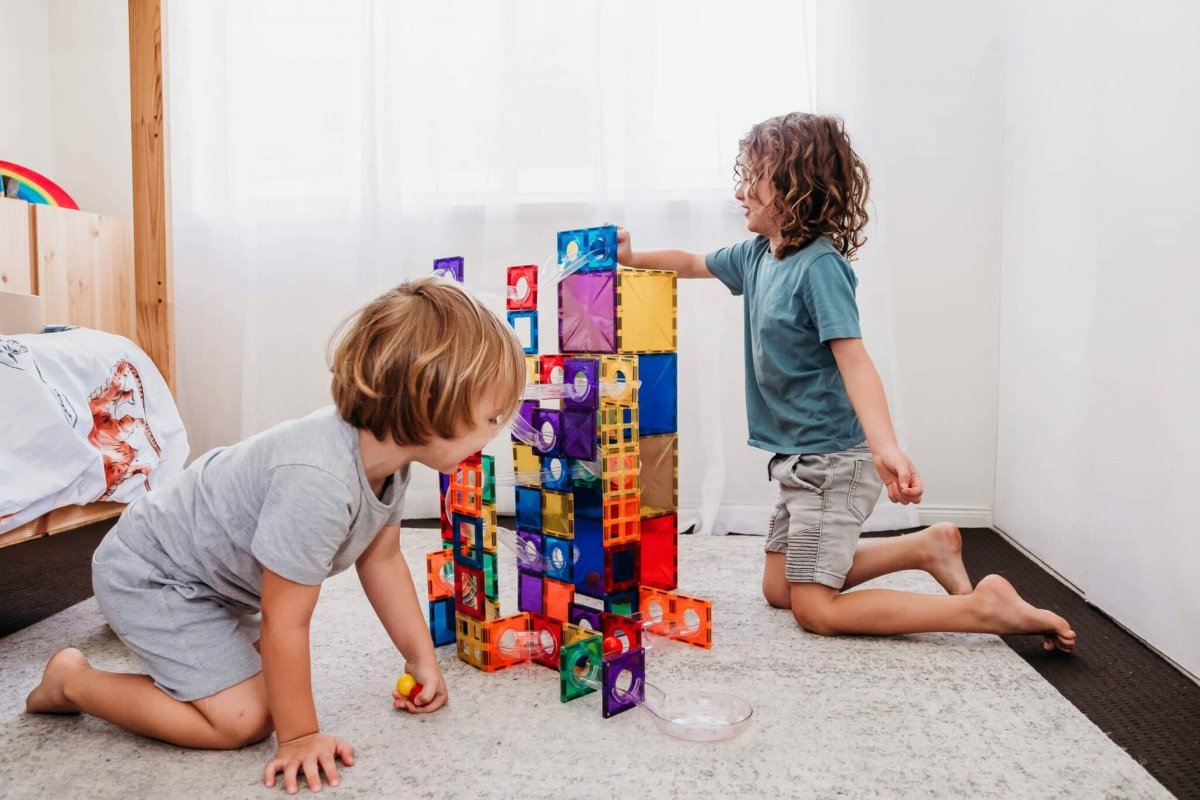 Connetix Magnetic Ball Run Rainbow Building Set - 92 Pieces