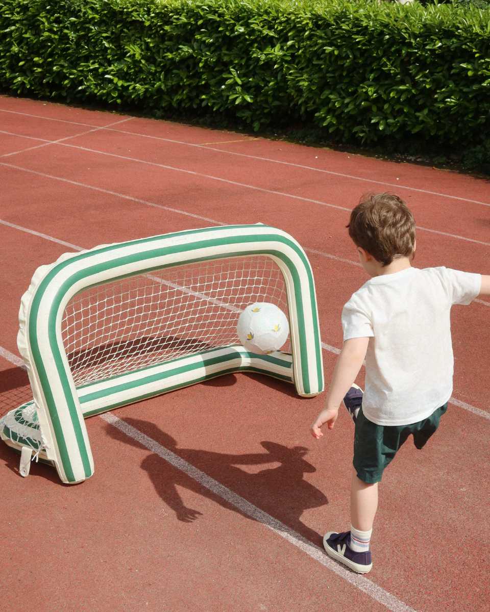 Konges Sløjd Aufblasbares Fußballtor mit Ball
