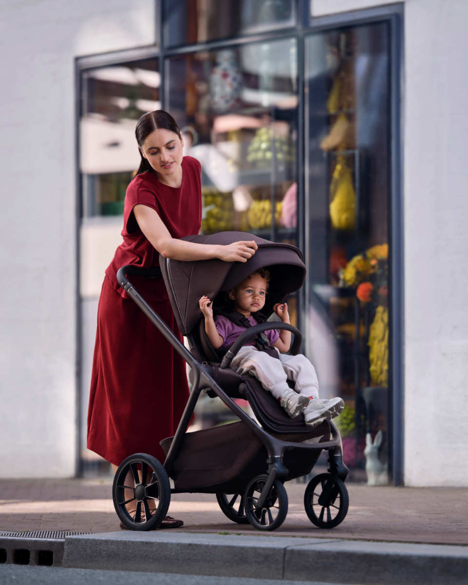 Maxi Cosi Oxford+ 2-in-1 Stroller with Carrycot 2027