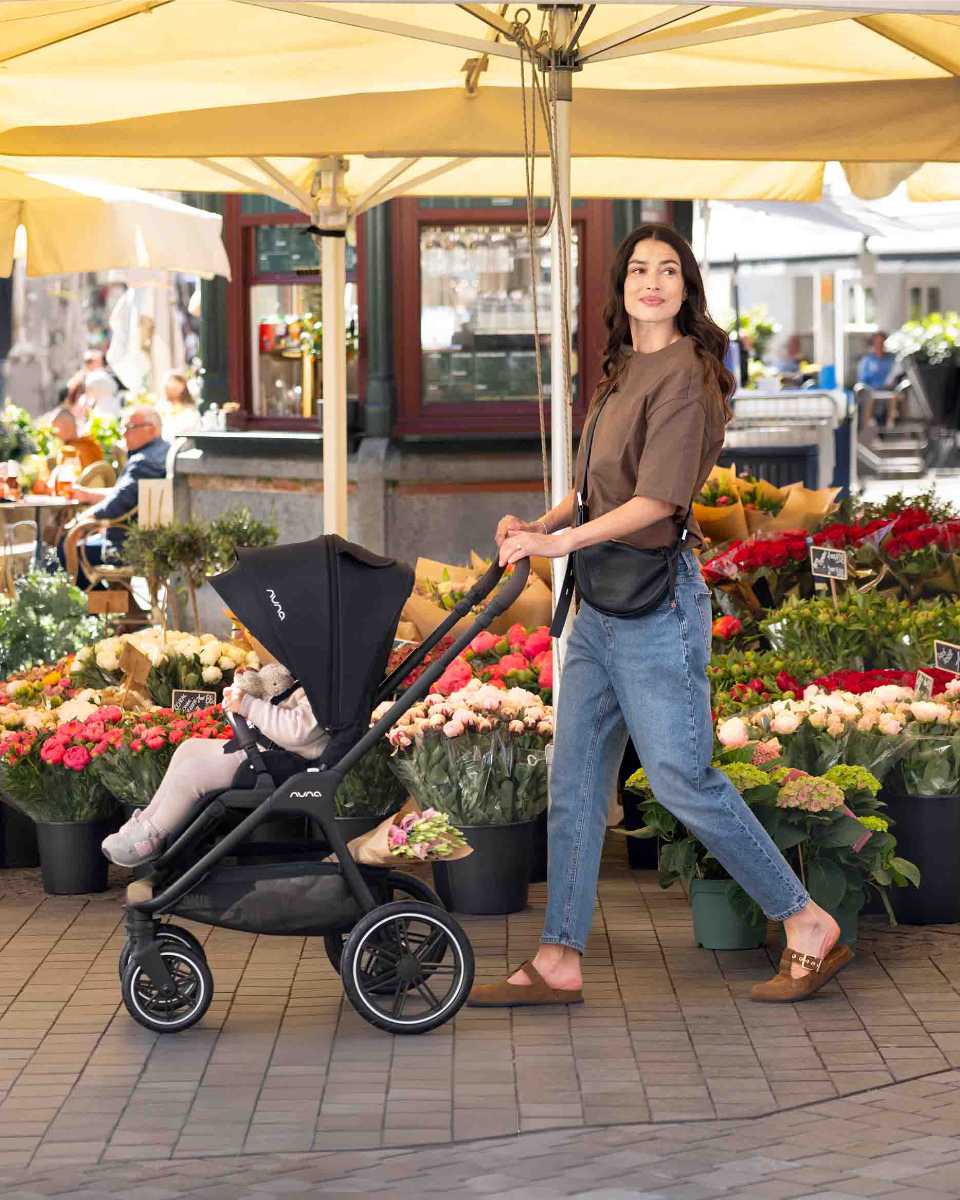 Nuna TRIV LX All in One Set mit Nuna ARRA Flex i-Size Babyschale