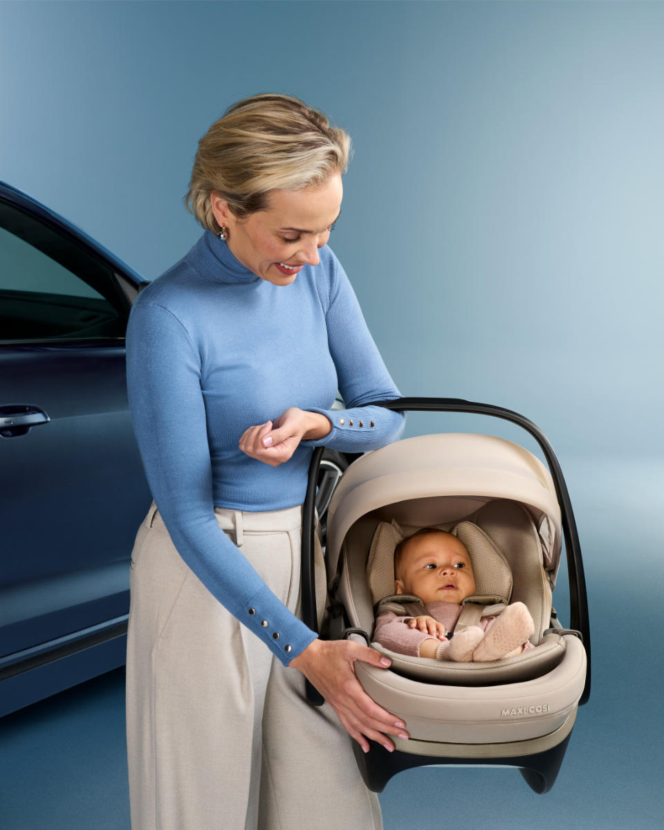Maxi Cosi Pebble Slide Pro + FamilyFix Slide Pro