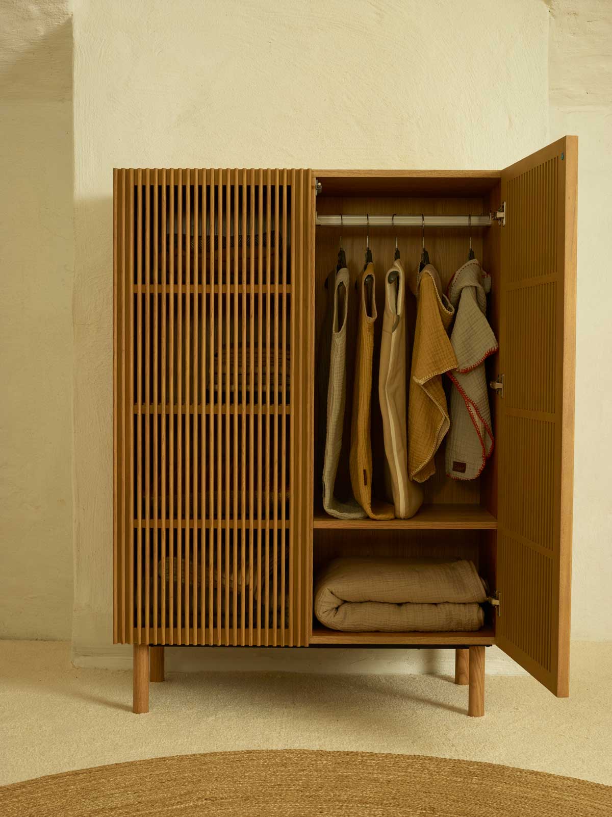Quax Hai No Ki Kleiderschrank