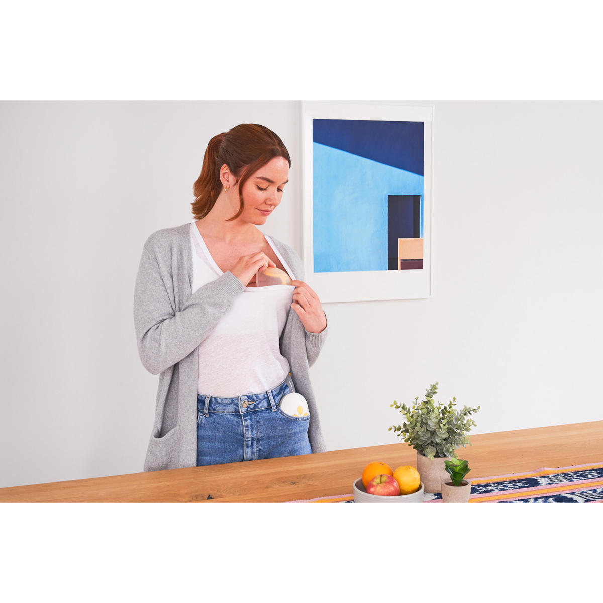 Medela Solo Single Electric Breast Pump Hands-free