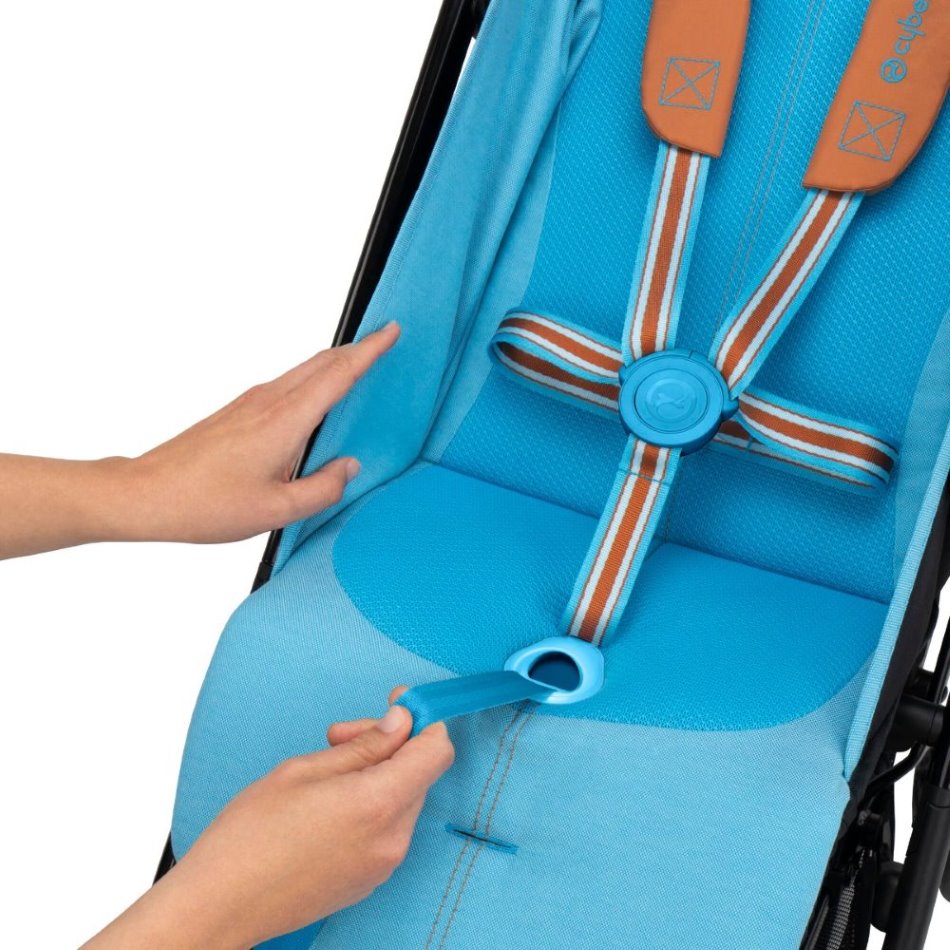 Cybex Libelle Buggy, One-Handed Strap Adjustment