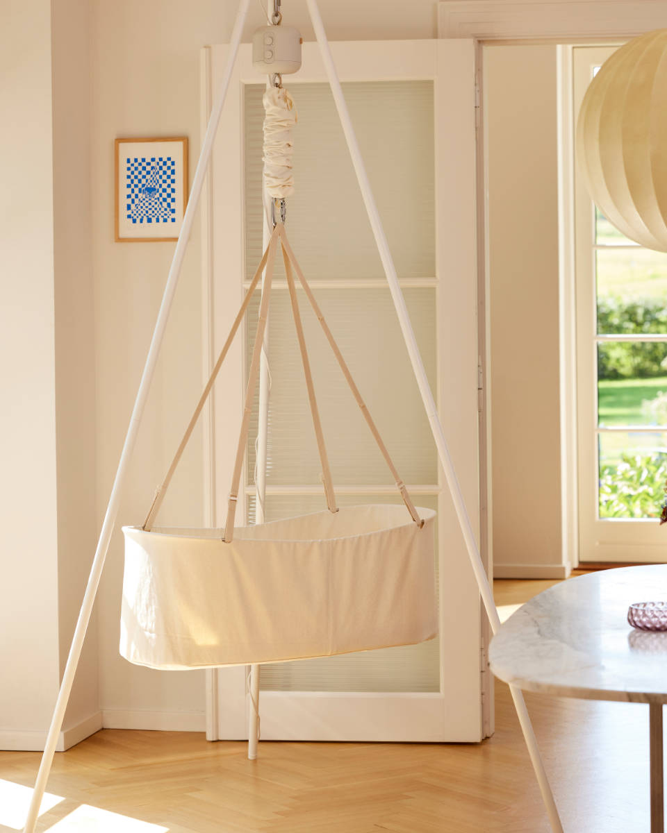 Membantu Baby Cradle 3-15 kg with Foam Mattress