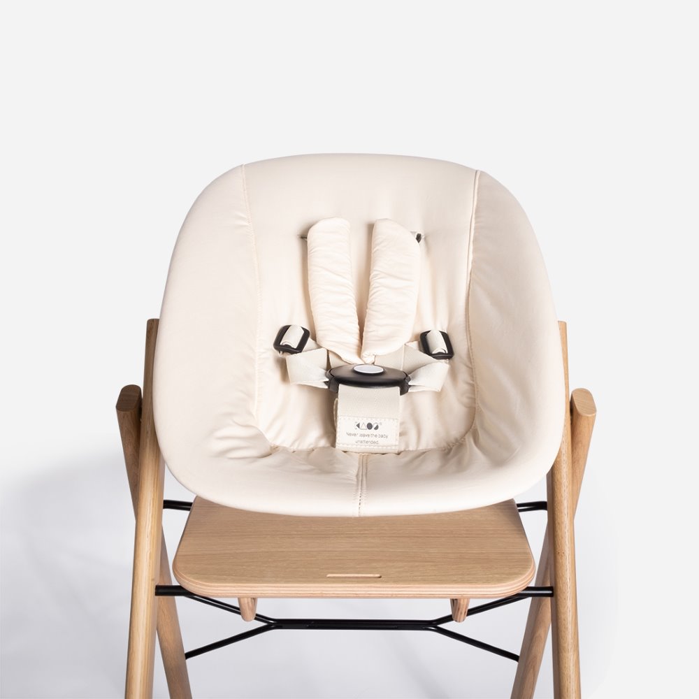 KAOS Klapp Babysitz für Neugeborene, aus recyceltem Meeresmüll