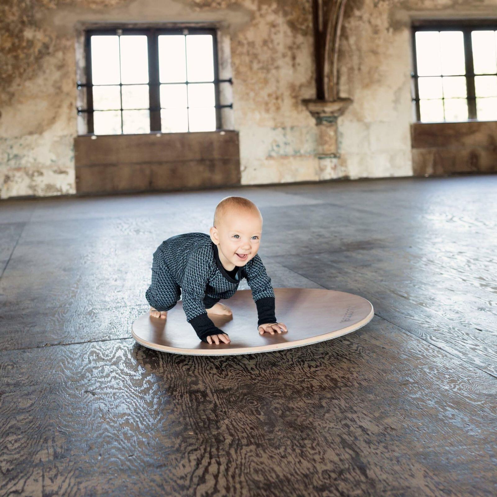 Wobbel 360 balance board