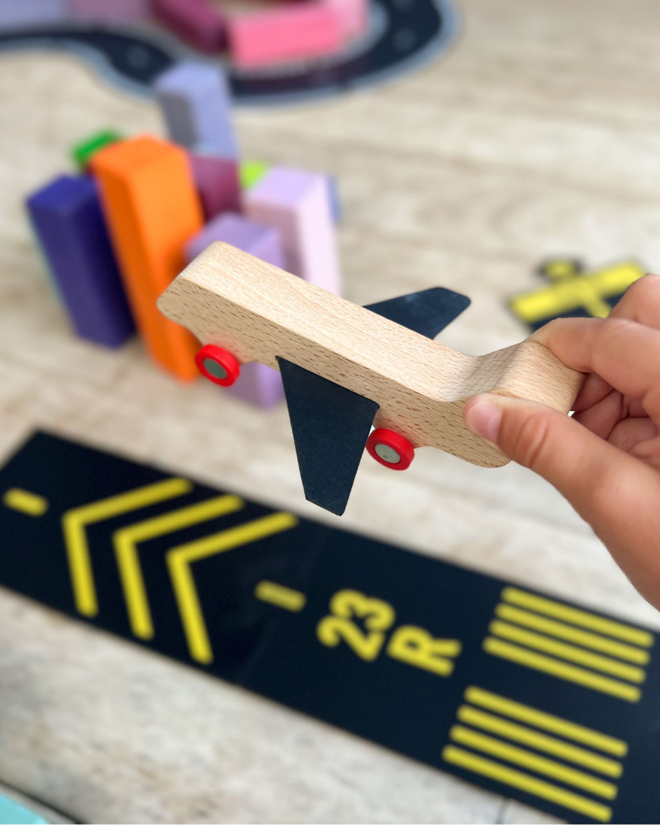 Waytoplay Flyer Holzflugzeug – Kreatives Spielzeug aus Holz