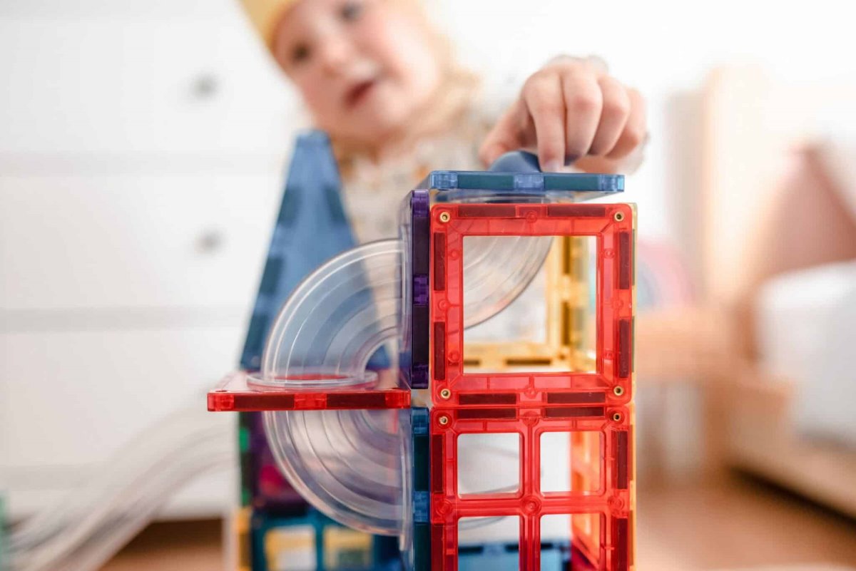 Connetix Magnetic Ball Run Rainbow Building Set - 92 Pieces