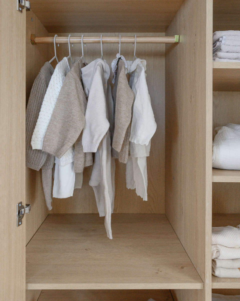 We Are Bitte Kleiderschrank Nature - Eiche