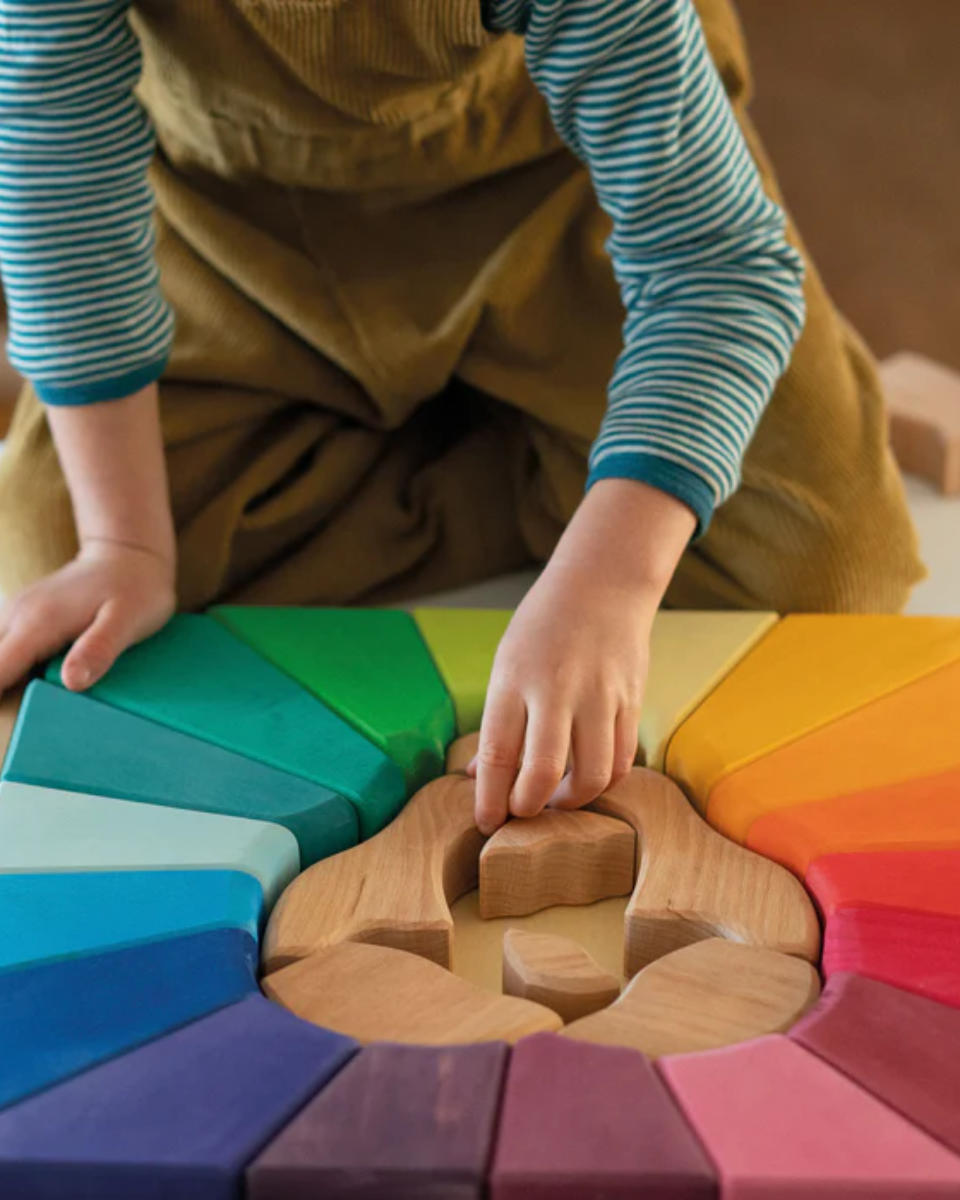 Grimm’s Rainbow Lion Building Set