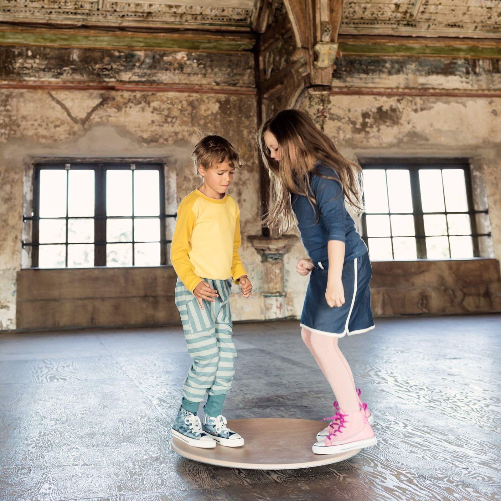 Wobbel 360 balance board