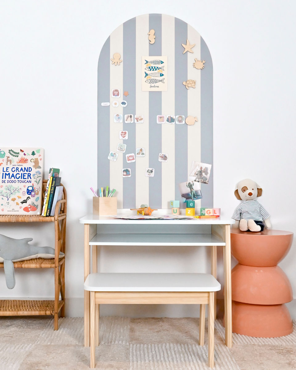 Ferflex magnetic arch-shaped board 100 x 58 cm