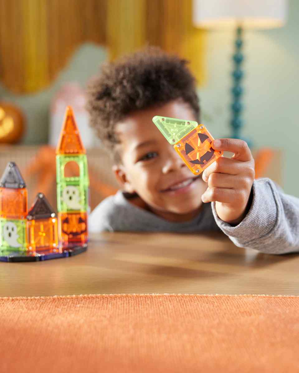 Magna-Tiles Travel microMAGS Spooky Reiseset - 24 Teile