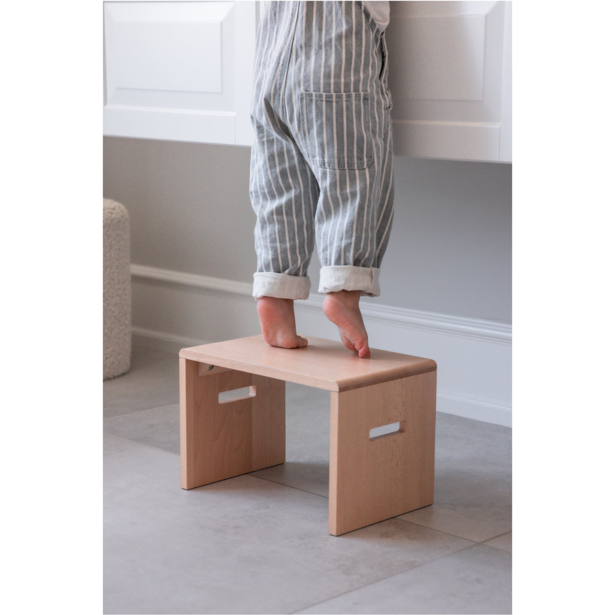 Sebra Step Stool