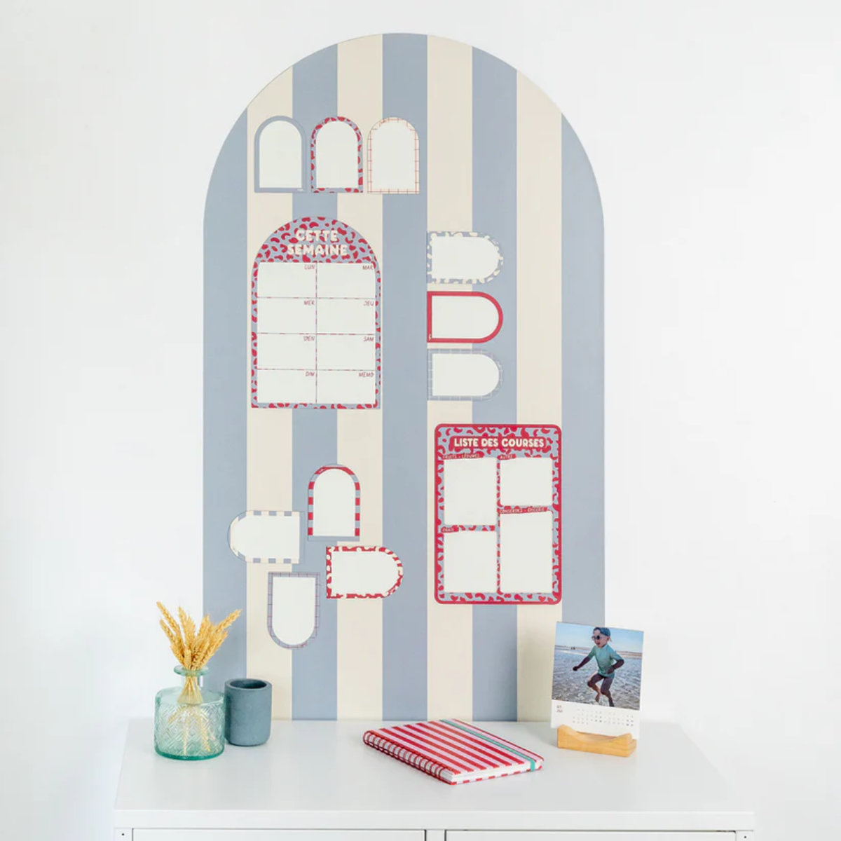 Ferflex magnetic arch-shaped board 100 x 58 cm