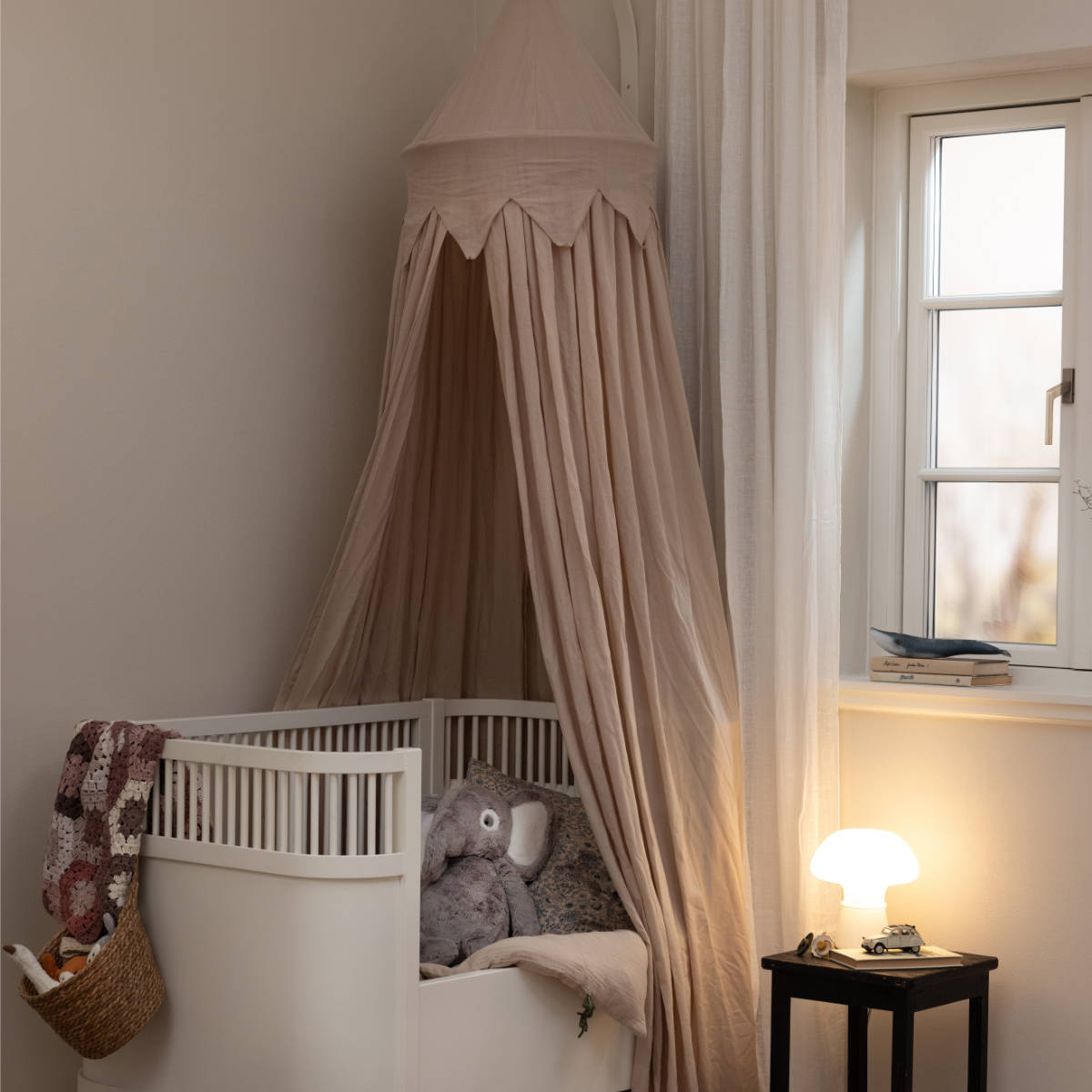 Sebra bed canopy