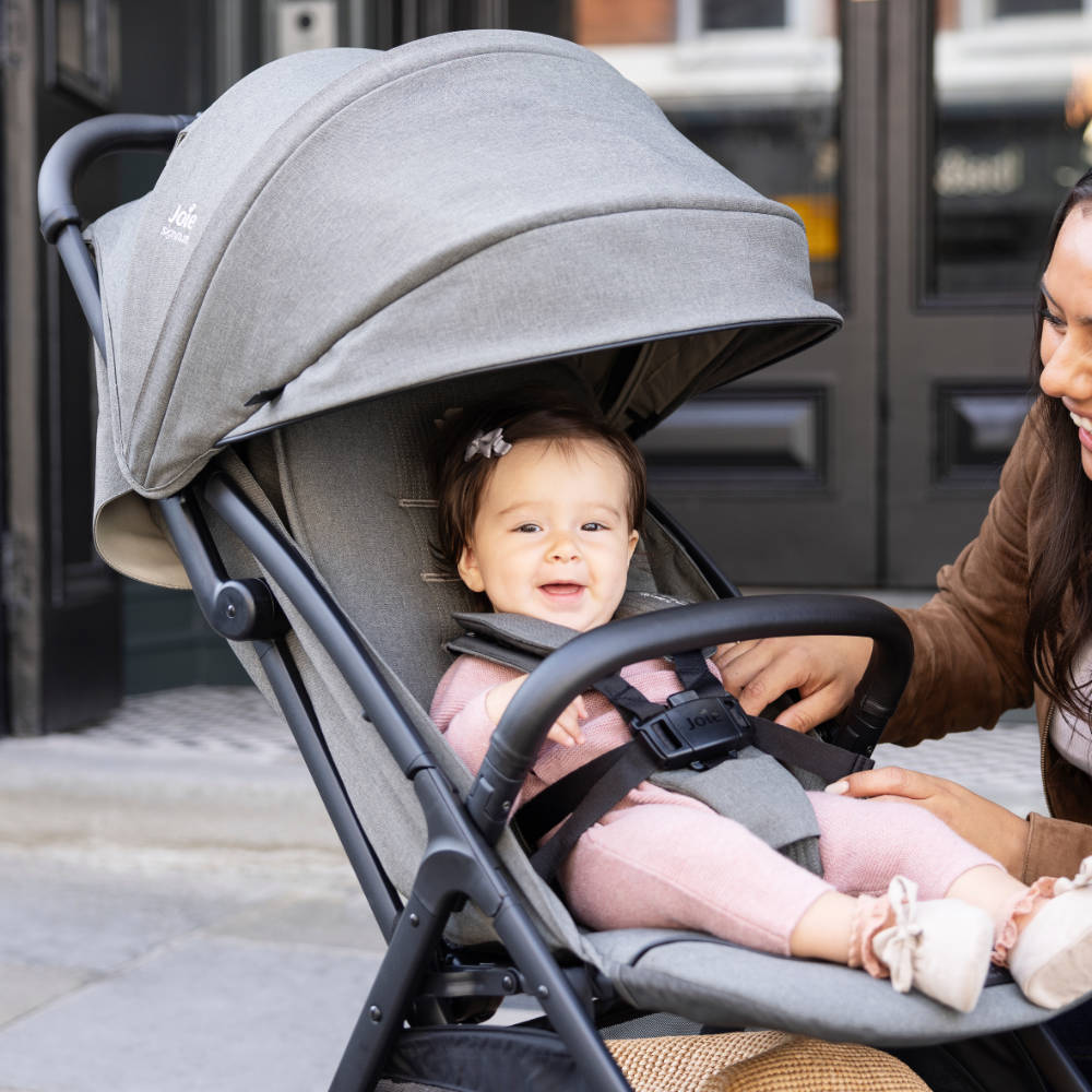 Joie Signature Parcel LX Buggy (inkl. Transporttasche, Regenverdeck & Adapter)