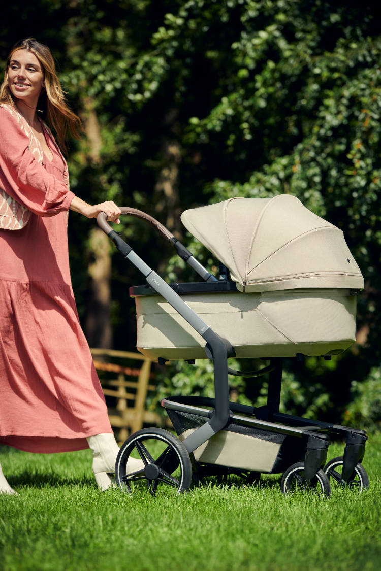 Joolz Day5 Pram Set 3 in 1 Including Joolz x Maxi-Cosi Pebble Slide Pro