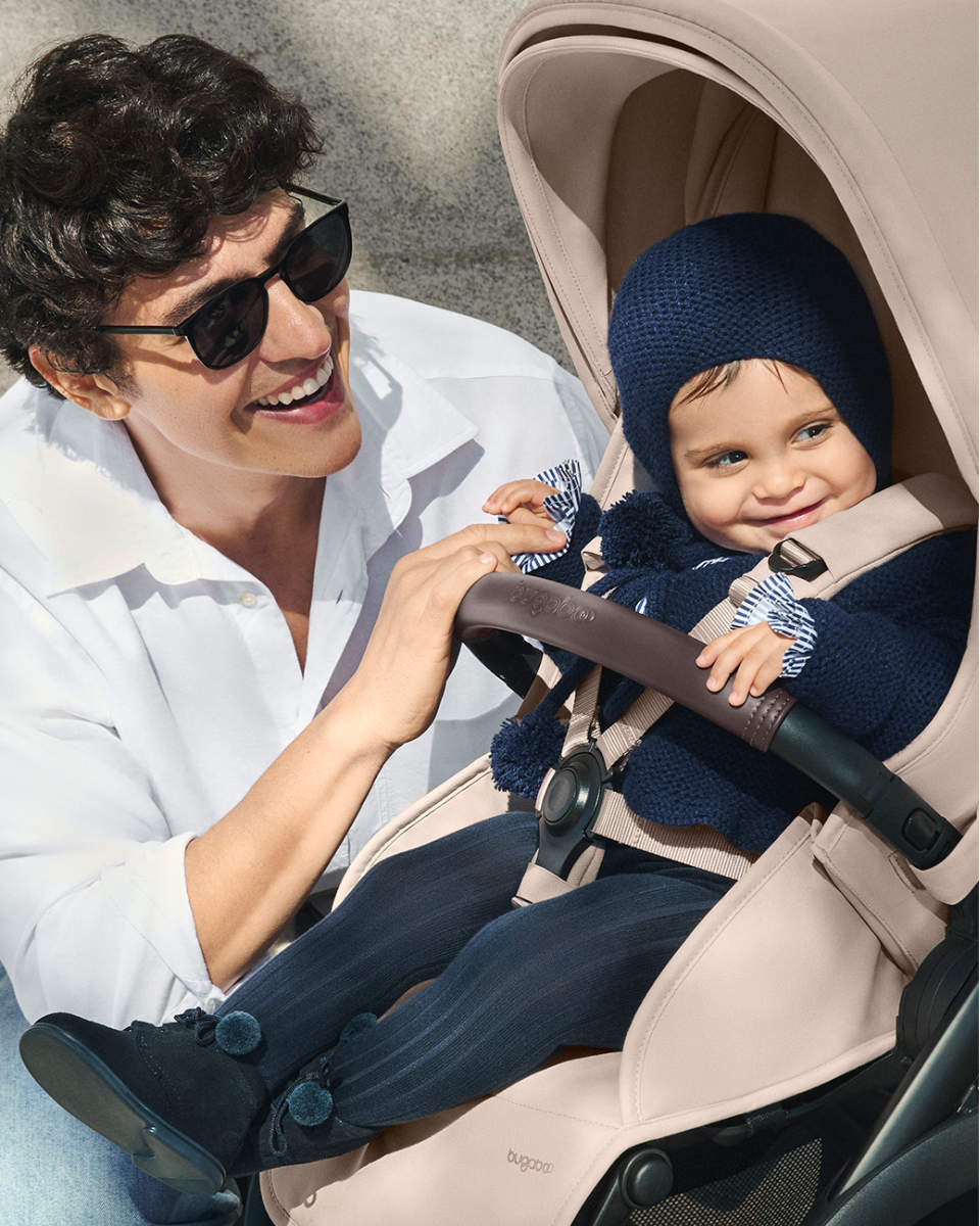 Bugaboo Kinderwagen in Beige - schräge Ansicht