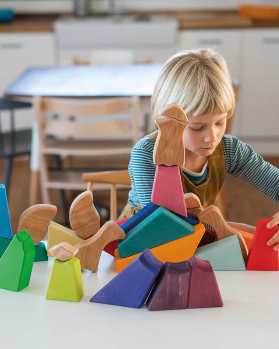 Grimm’s Rainbow Lion Building Set