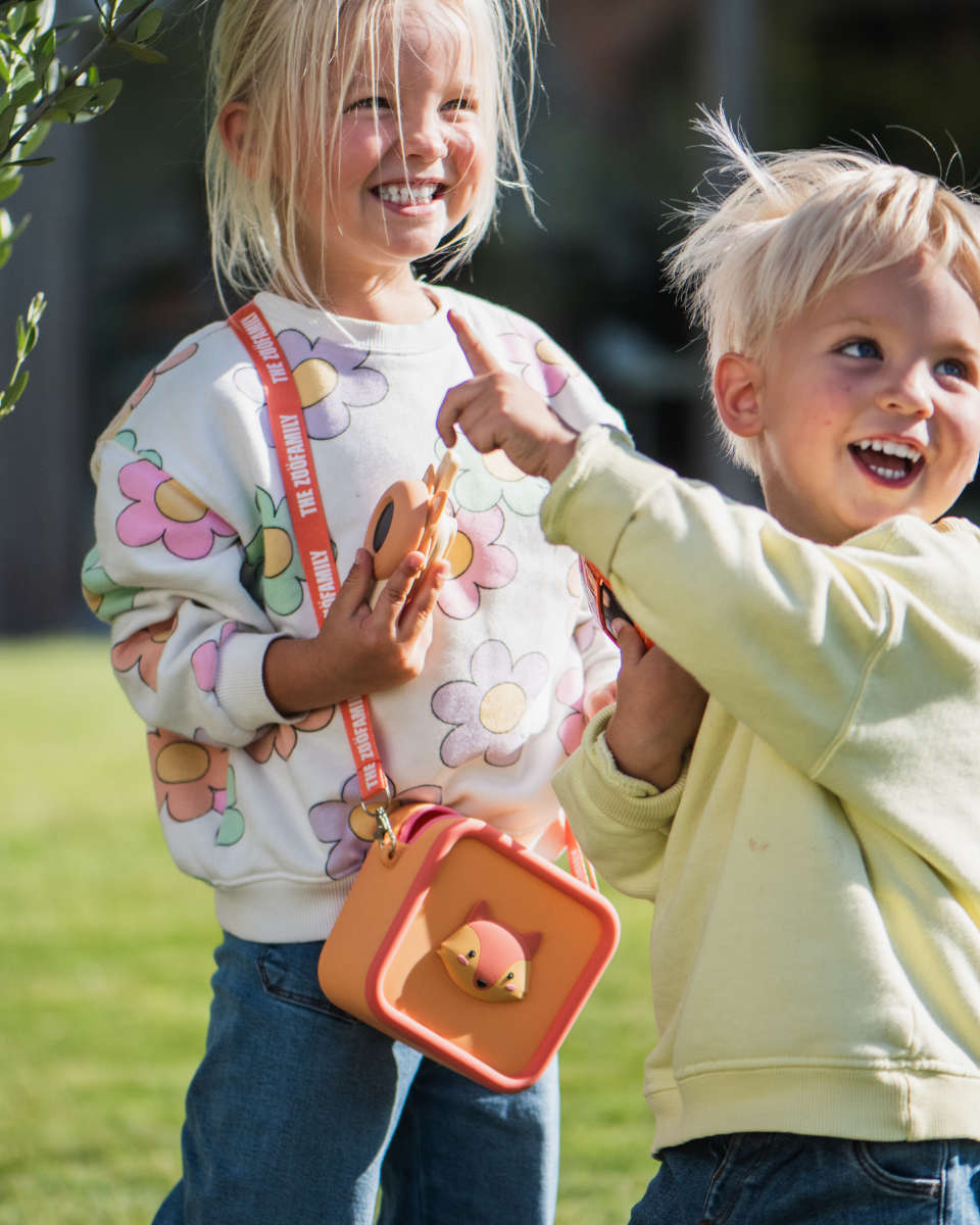 The Zoofamily Silicone Carry Bag