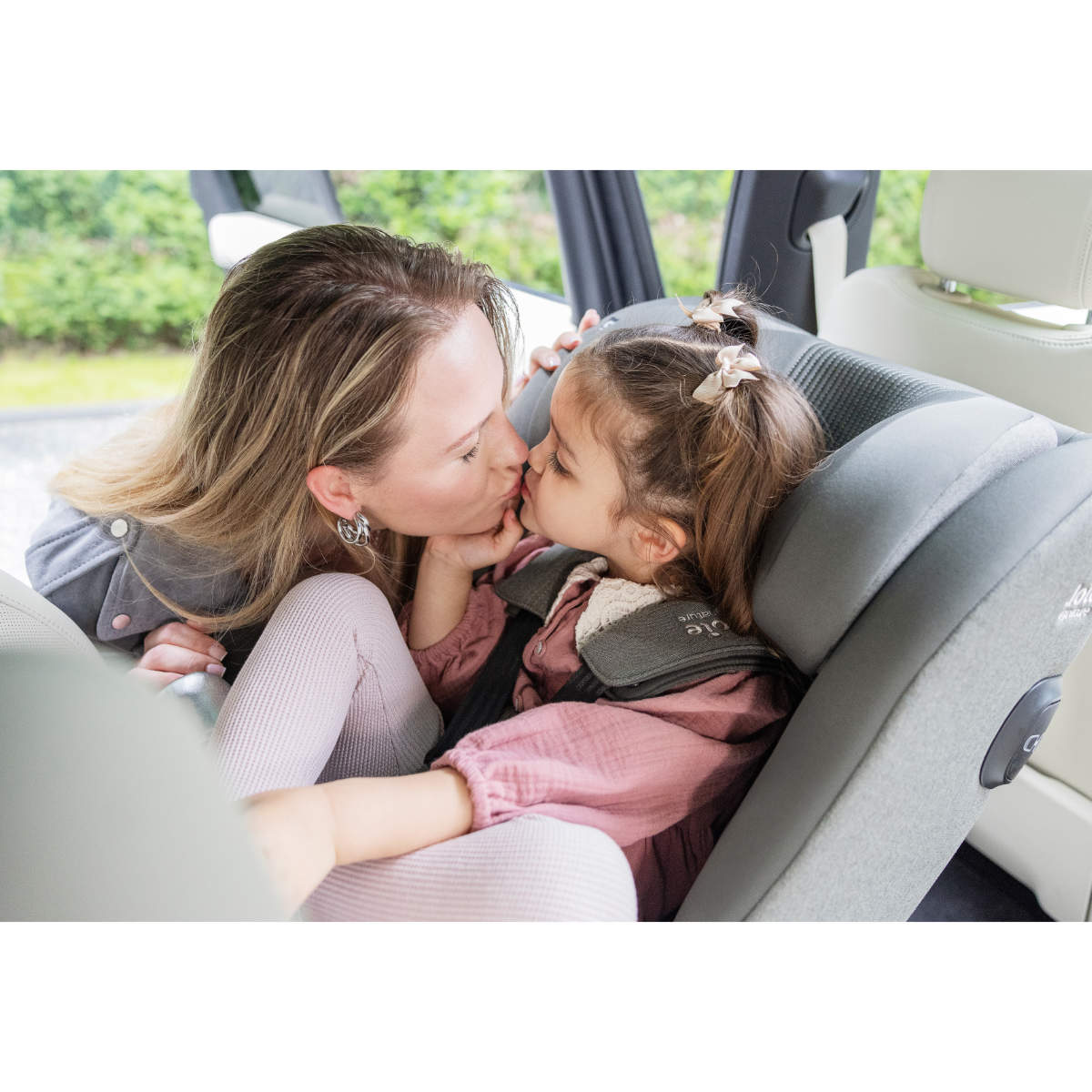 Joie Signature i-Spin XL i-Size Car Seat (0–12 Years)