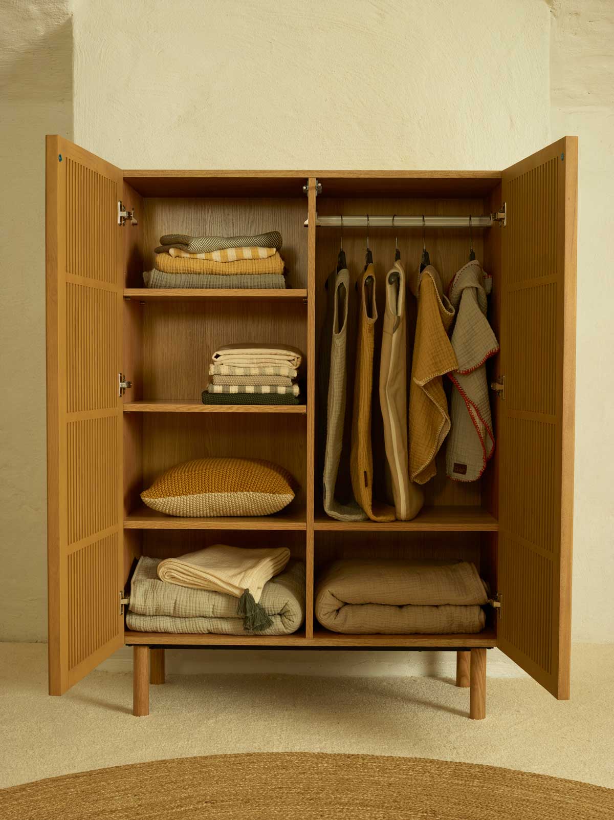 Quax Hai No Ki Kleiderschrank
