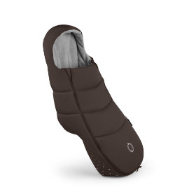 Bugaboo Fußsack in Braun - schräge Ansicht