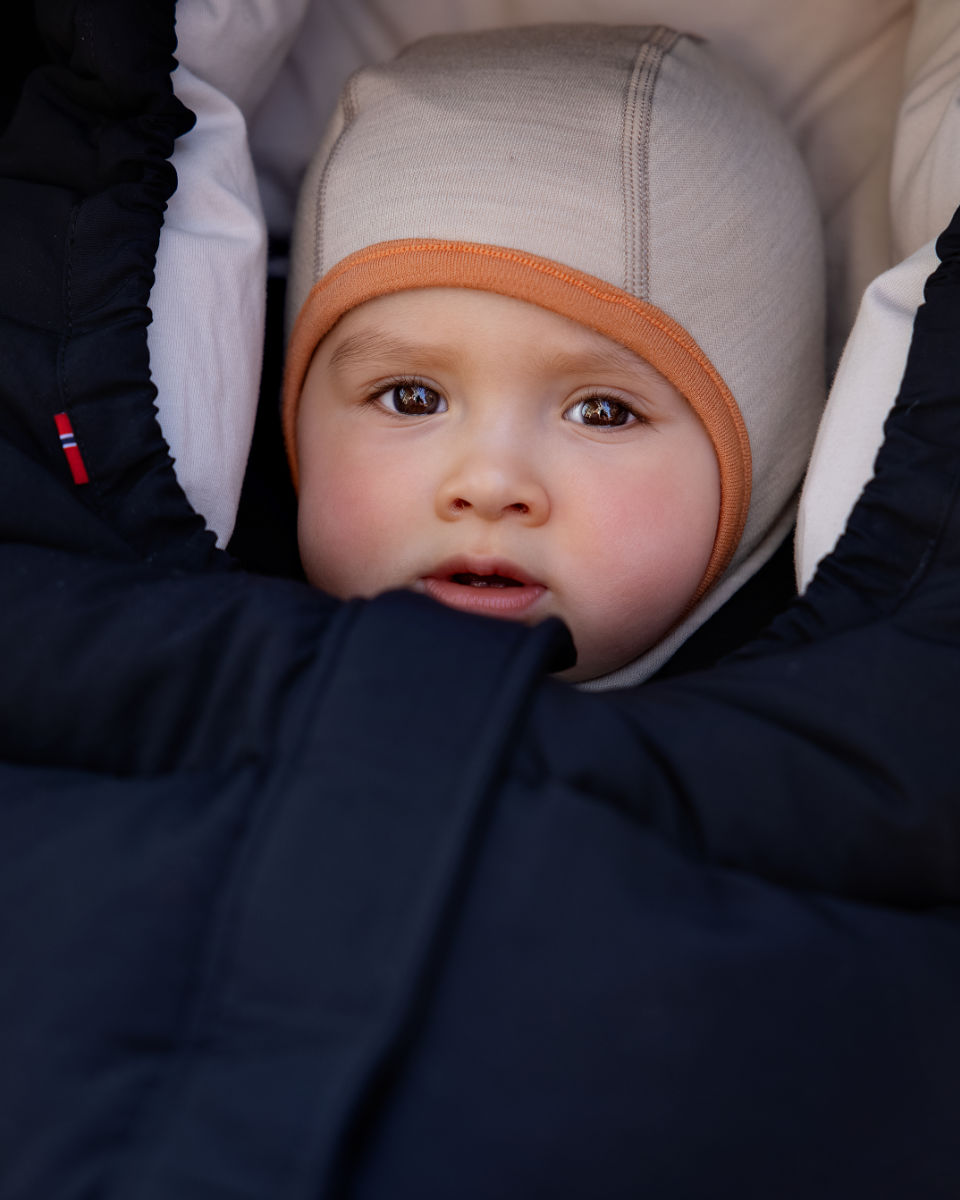 Voksi Move Fußsack für Kinderwagen & Babyschale (0-18 Monate)