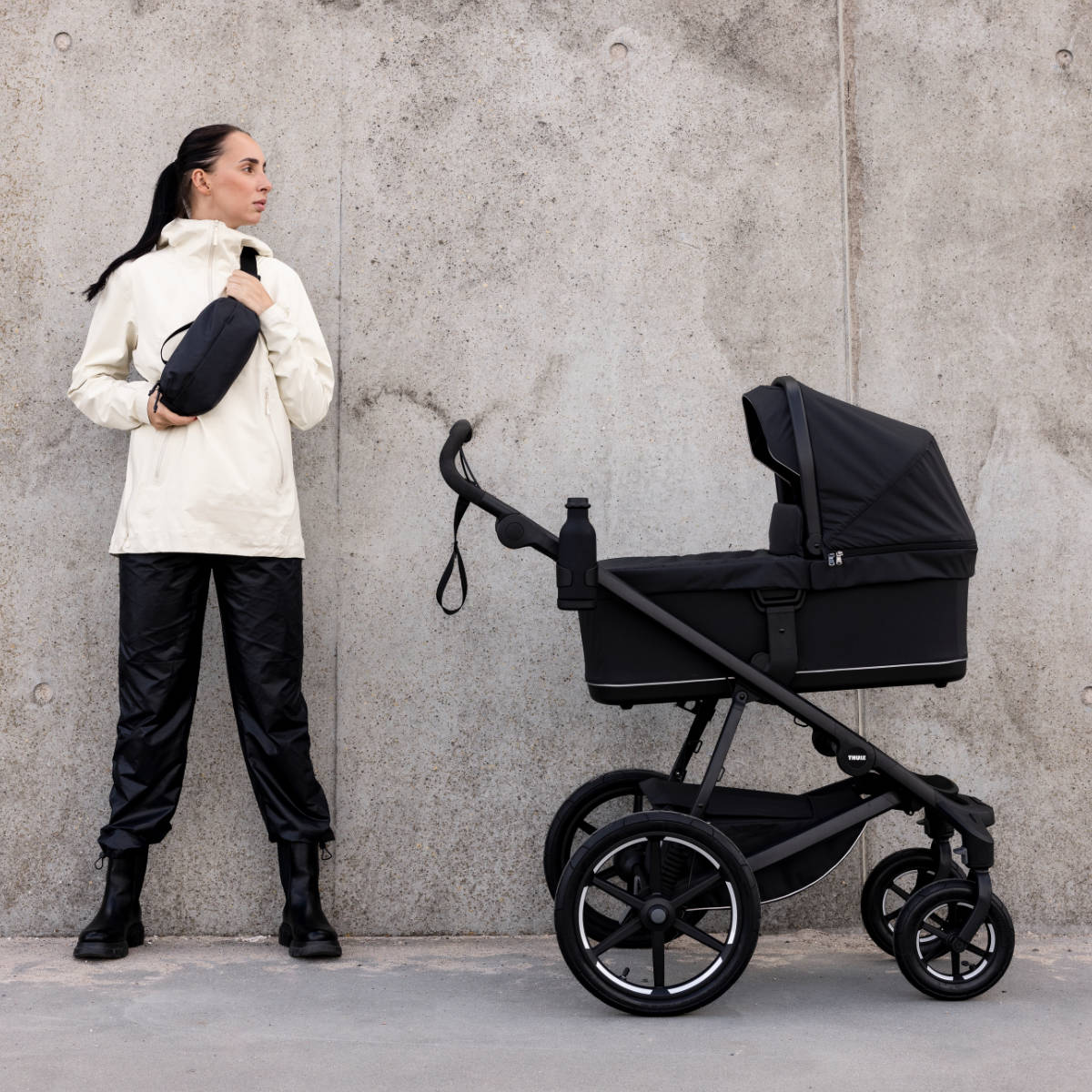 Thule Urban Glide 4-wheel Kinderwagen Set 3 in 1 inkl. Cybex Cloud T i-Size Babyschale