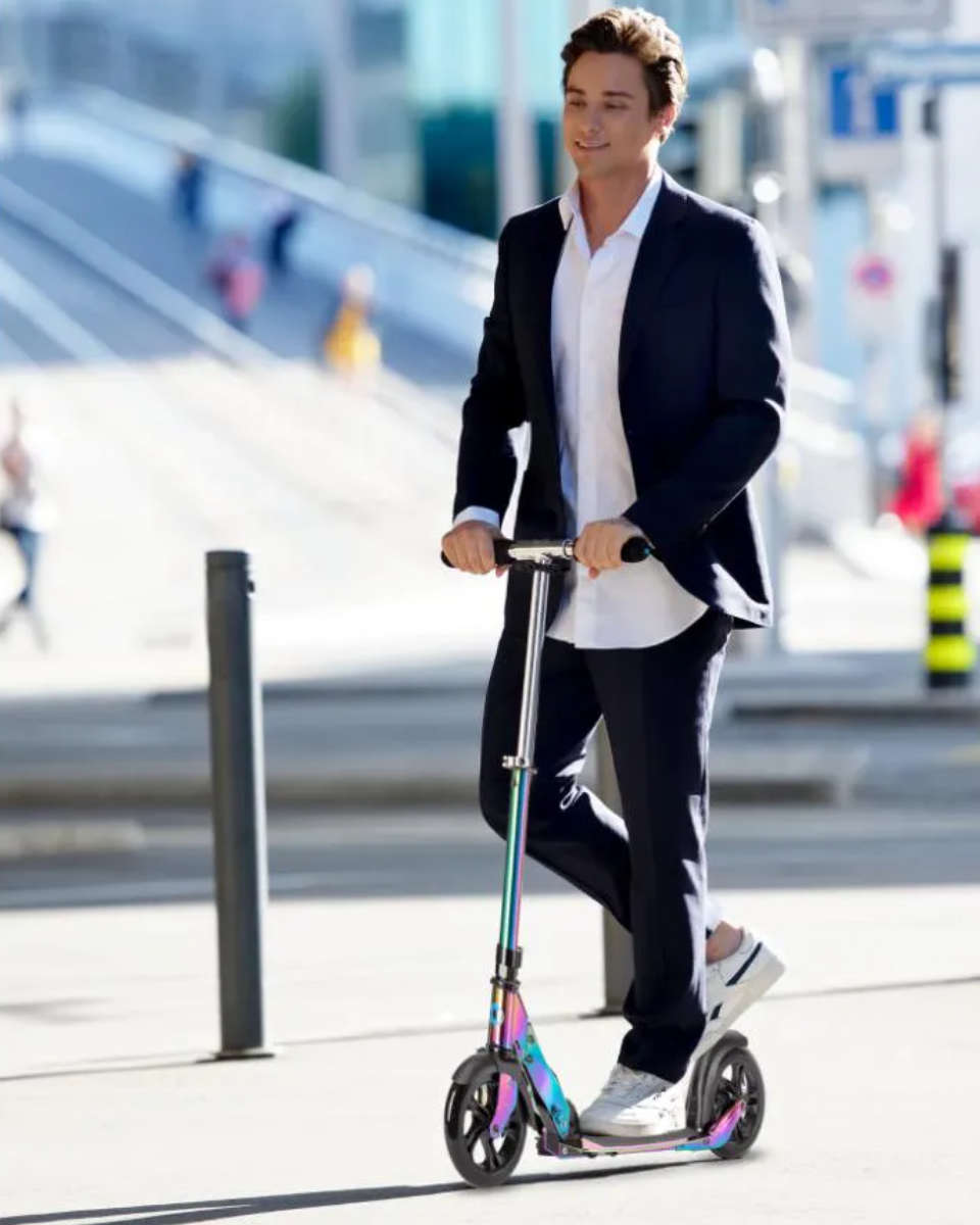 Micro Classic Neochrome – Foldable Scooter for Teens & Adults