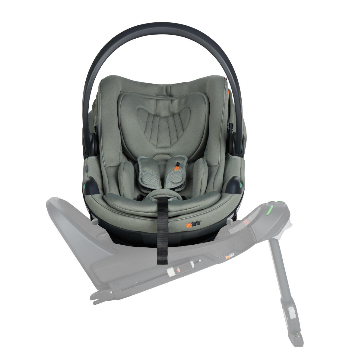 BeSafe Go Beyond2 i-Size Babyschale inkl. Beyond ISOFIX Base + Gratis Sommerbezug