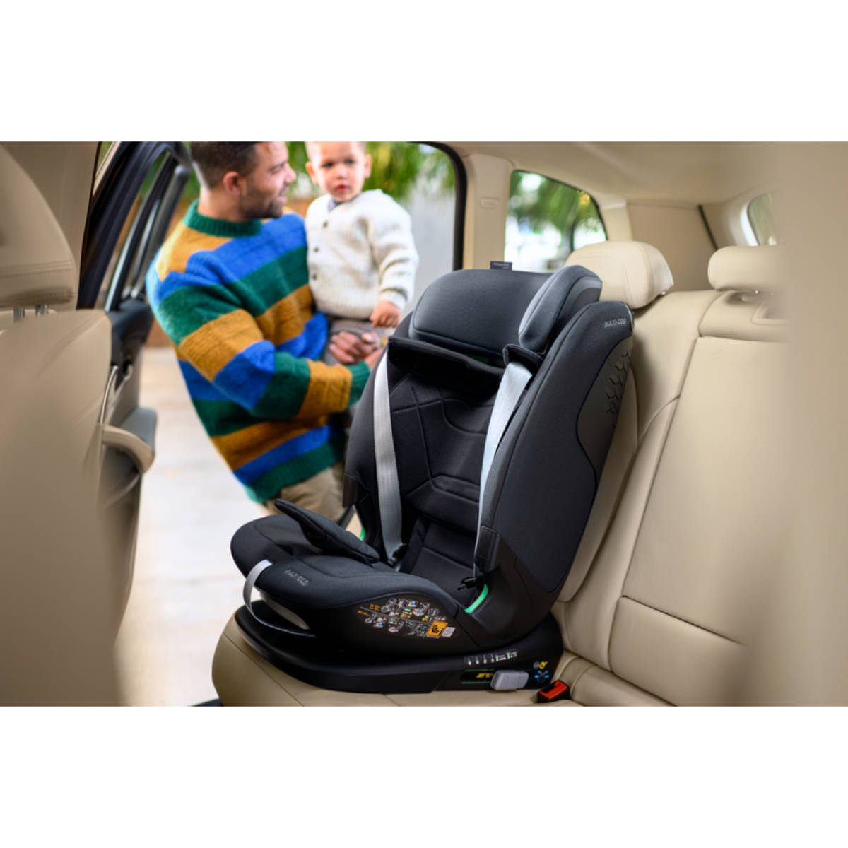 Maxi Cosi Titan Pro2 i-Size Car Seat (15M-12Y)