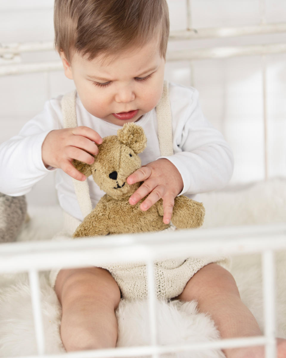 Senger Naturwelt Kuscheltier Baby Bär, 20 cm
