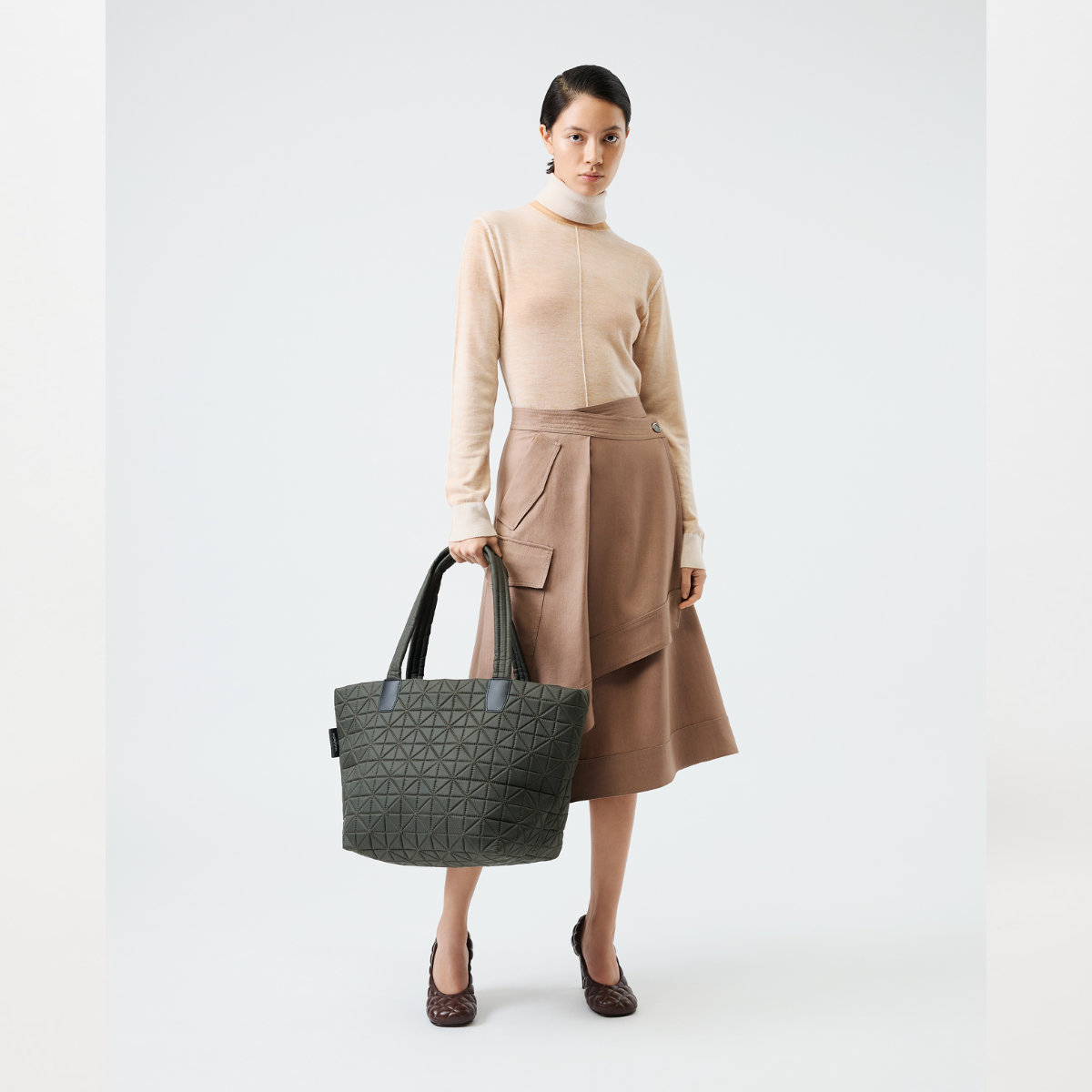 VeeCollective Vee Tote Bag Medium