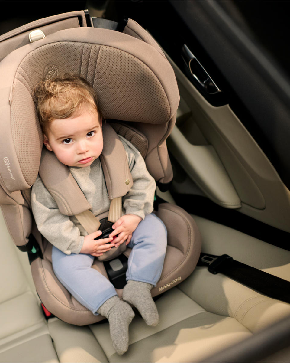 Maxi-Cosi Pearl XL Slide Pro i-Size Car Seat (3M-12Y)